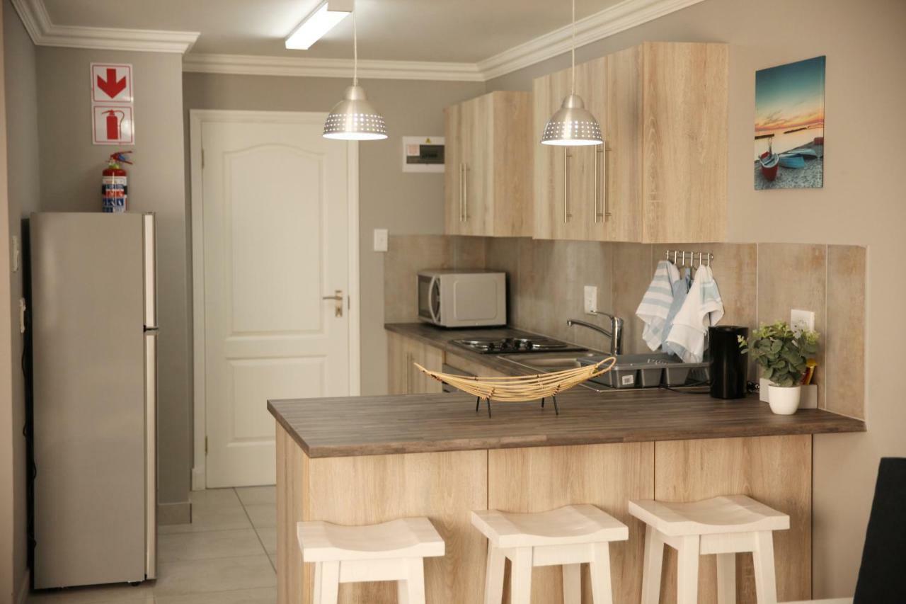 Mari-Amor Self-Catering Apartments Mossel Bay Exterior photo