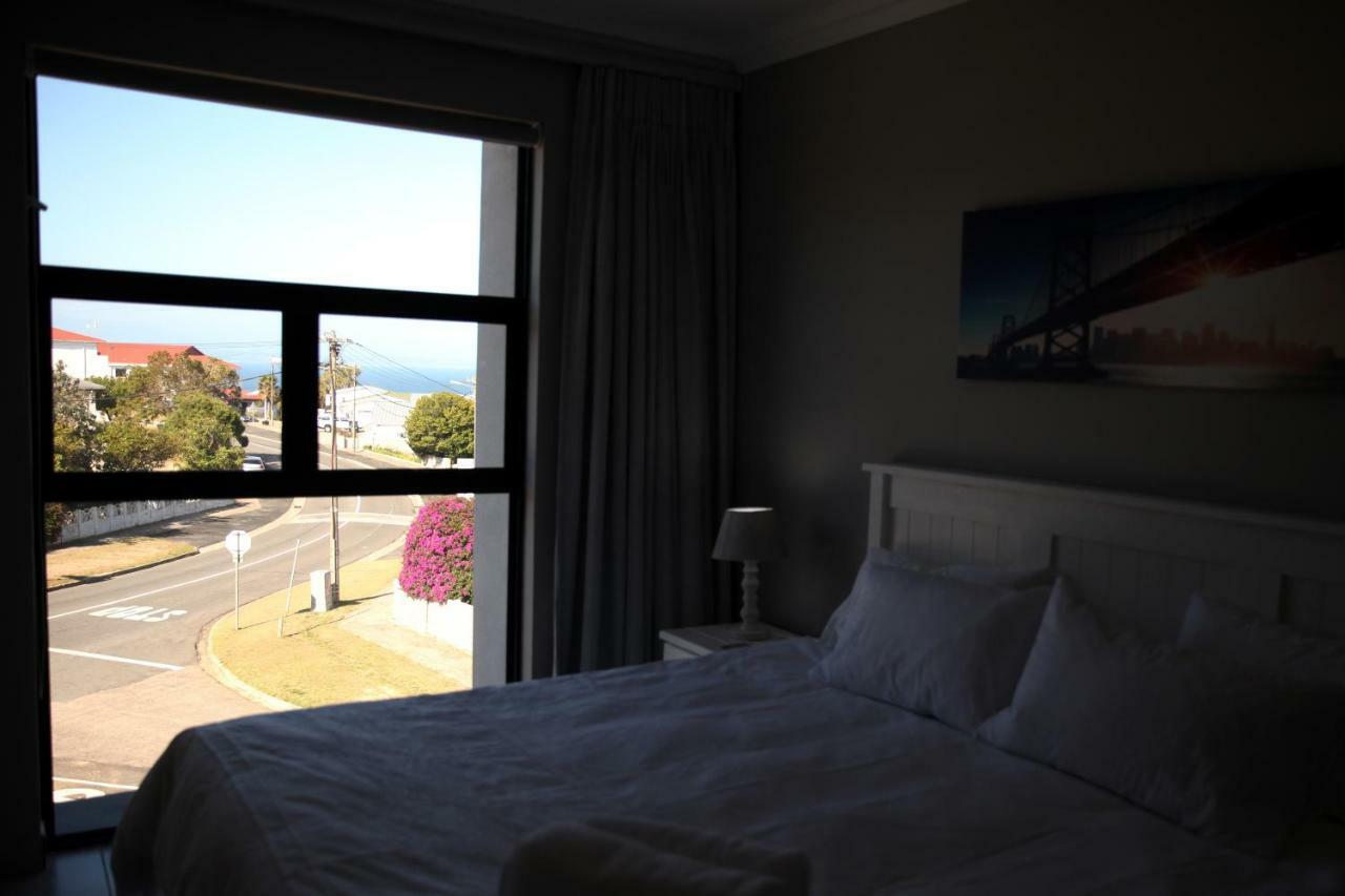 Mari-Amor Self-Catering Apartments Mossel Bay Exterior photo