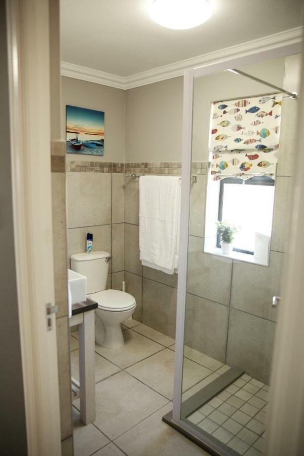 Mari-Amor Self-Catering Apartments Mossel Bay Exterior photo
