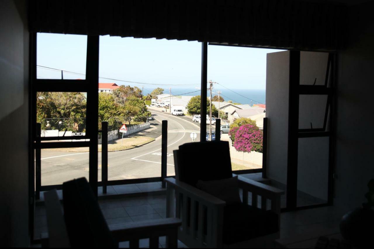 Mari-Amor Self-Catering Apartments Mossel Bay Exterior photo